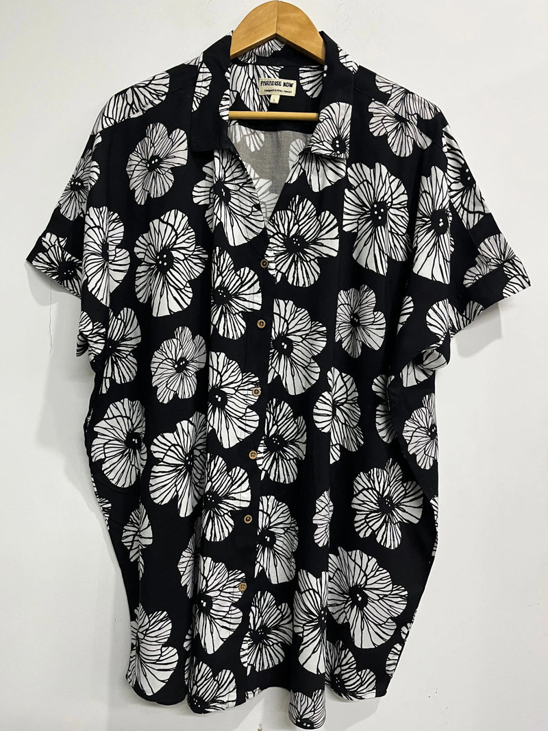 Women’s Oversized Shirt in Hau Monochrome