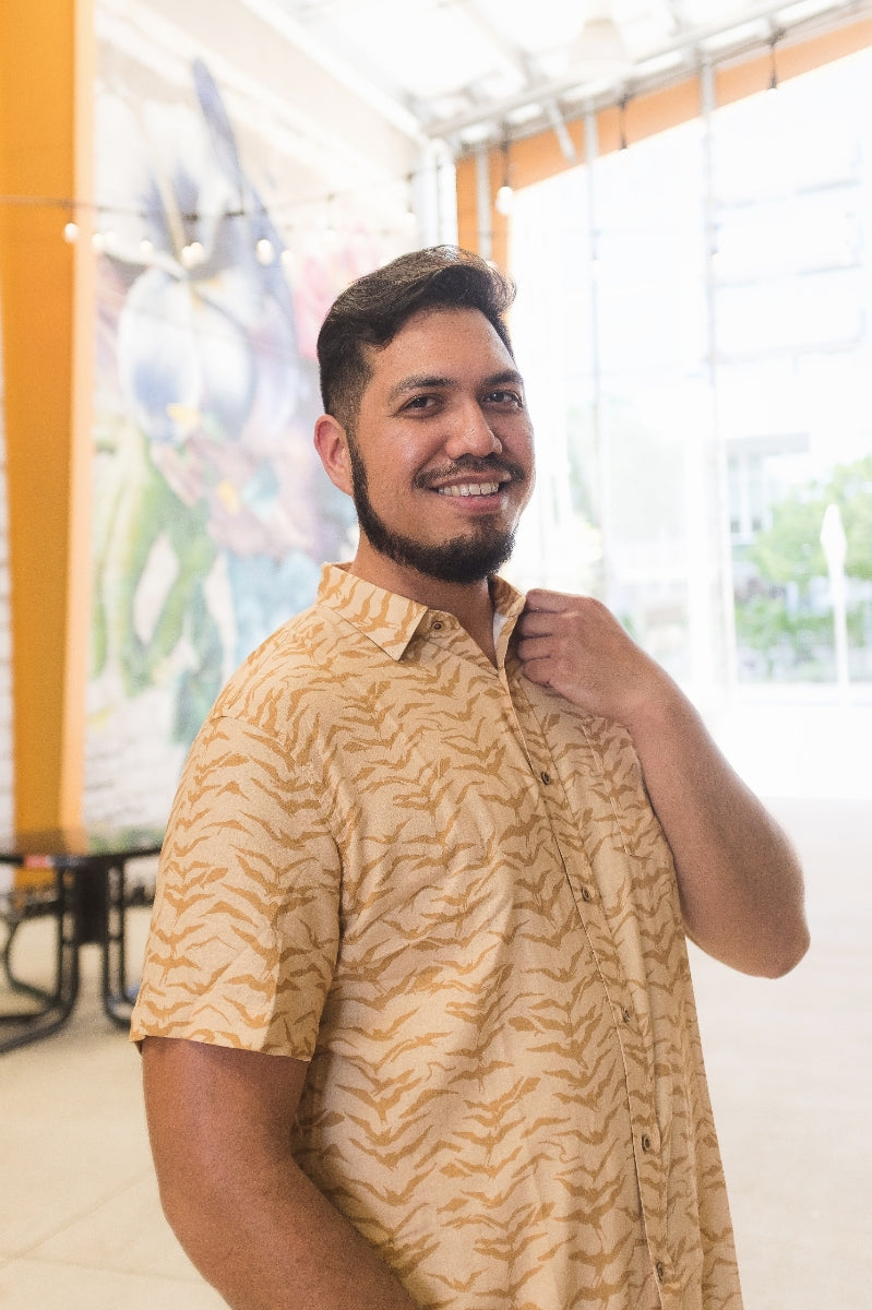 Mens Aloha Tee in Wild Iwa