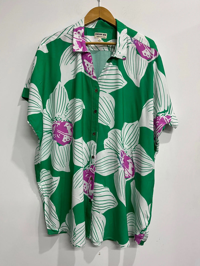 Women’s Oversized Shirt in Orchid Spring