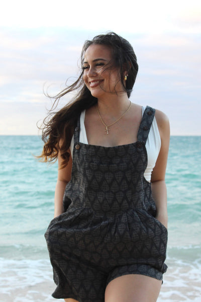 Women’s Shortie overalls in Vintage Waiehu