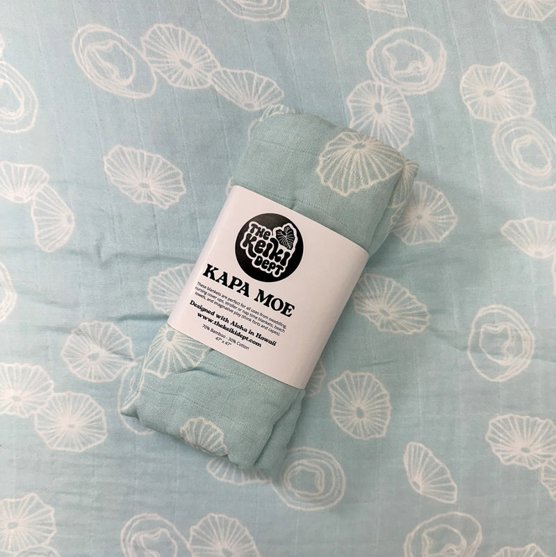 Keiki Dept. Blue Opihi Shells Swaddle