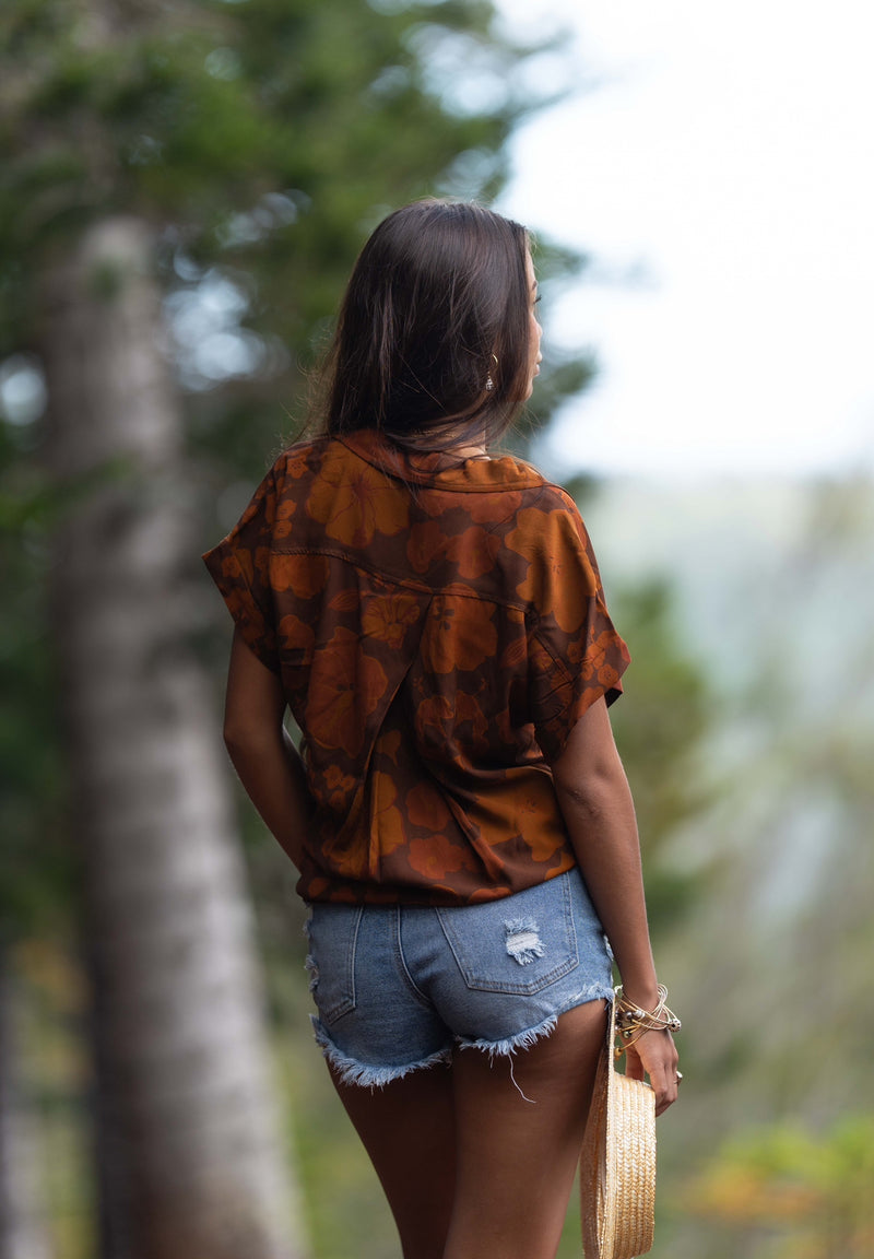Womens Aloha Tee in Pua Power