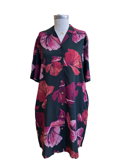 oversized hawaiian shirt dress Women’s in Koibiscus (Updated Fit) Small Color:Multi/Charcoal Carla Tiered Maxi Dress breathable fabric COUNT-114