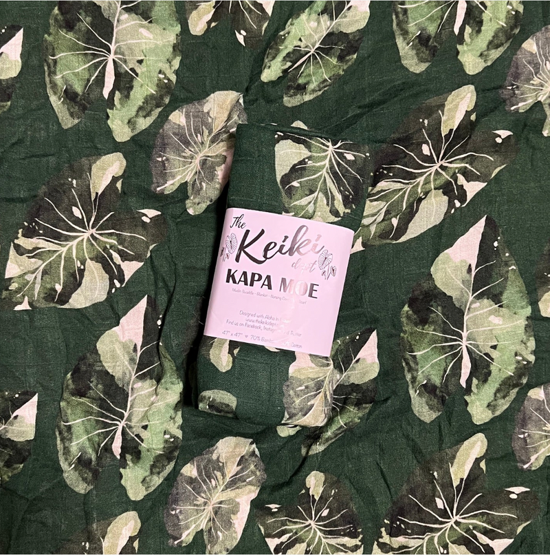 Keiki Dept. Elepaio Ha Kea Kalo Swaddle